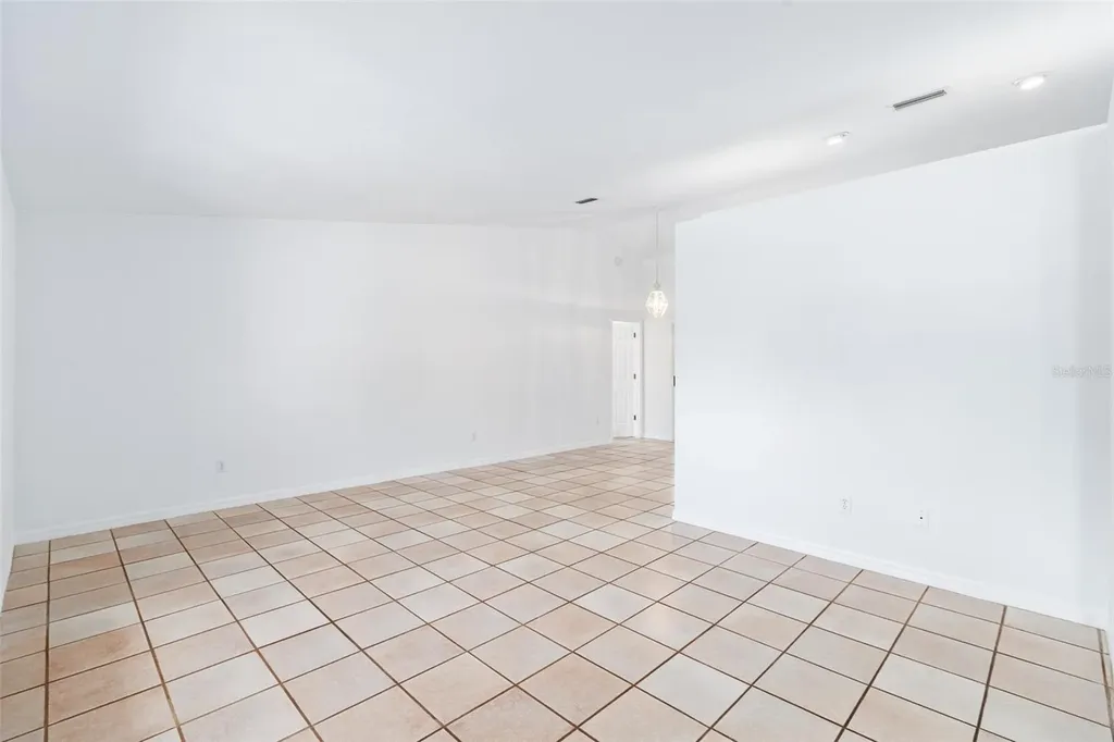 26 Pillar Lane Palm Coast FL 32164