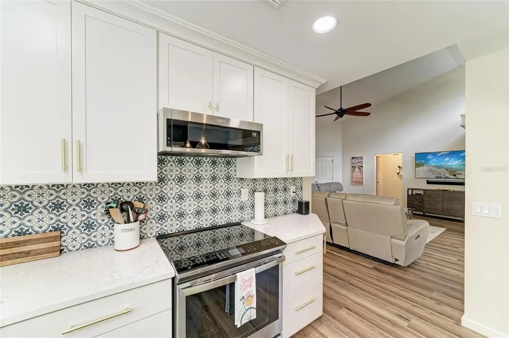 1007 50th Street E Bradenton FL 34208