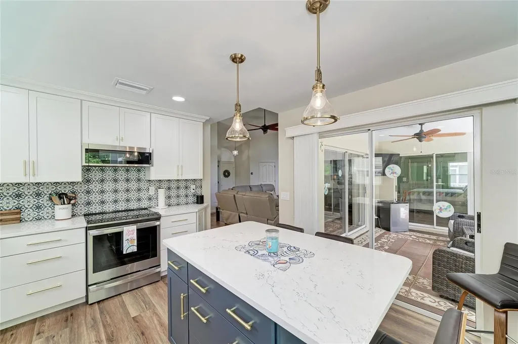 1007 50th Street E Bradenton FL 34208