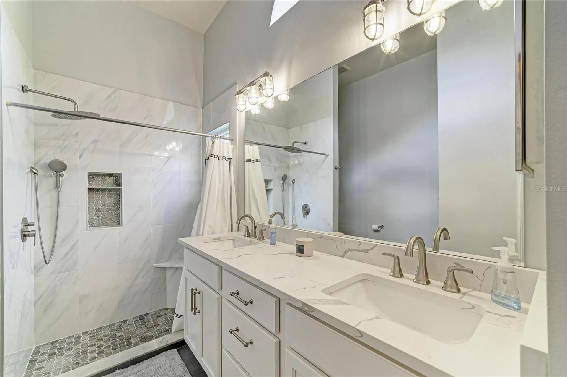 1007 50th Street E Bradenton FL 34208