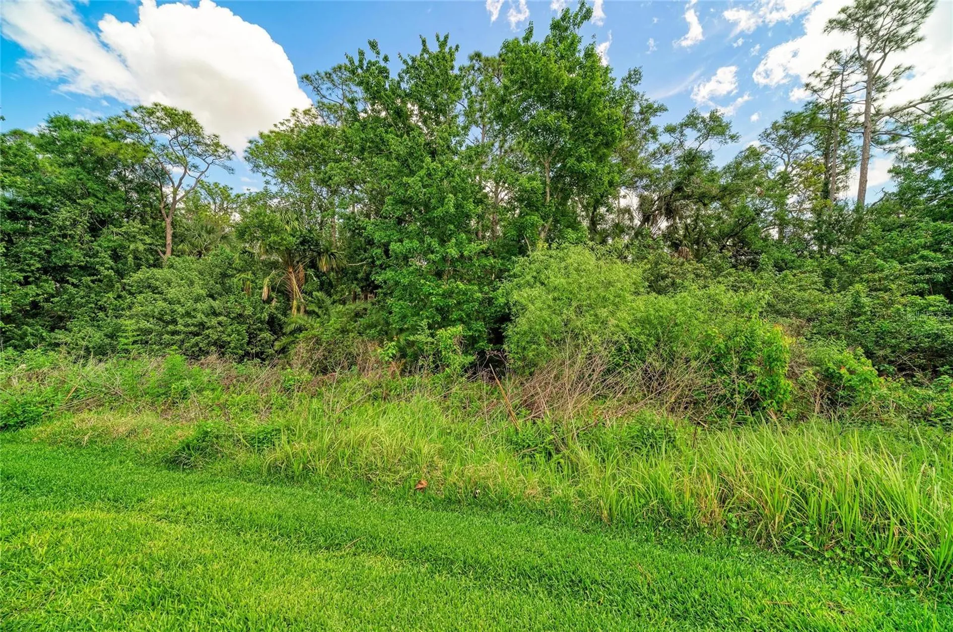 1007 50th Street E Bradenton FL 34208