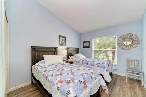 1007 50th Street E Bradenton FL 34208