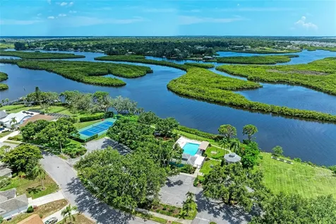 1007 50th Street E Bradenton FL 34208