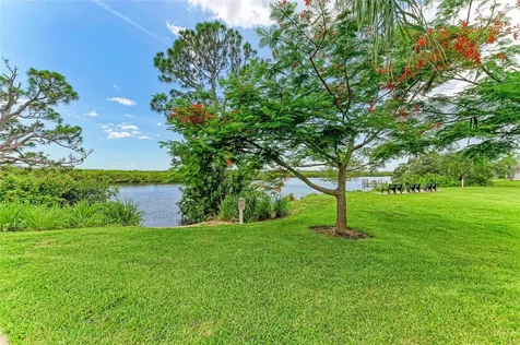 1007 50th Street E Bradenton FL 34208