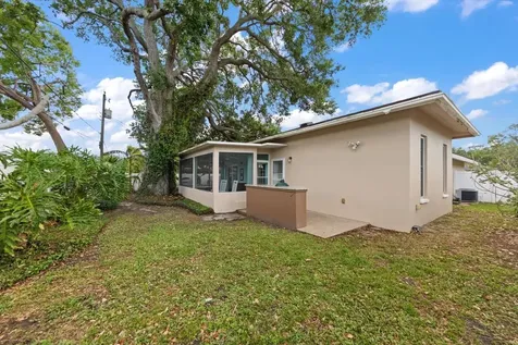 2139 Lanai Avenue Belleair Bluffs FL 33770
