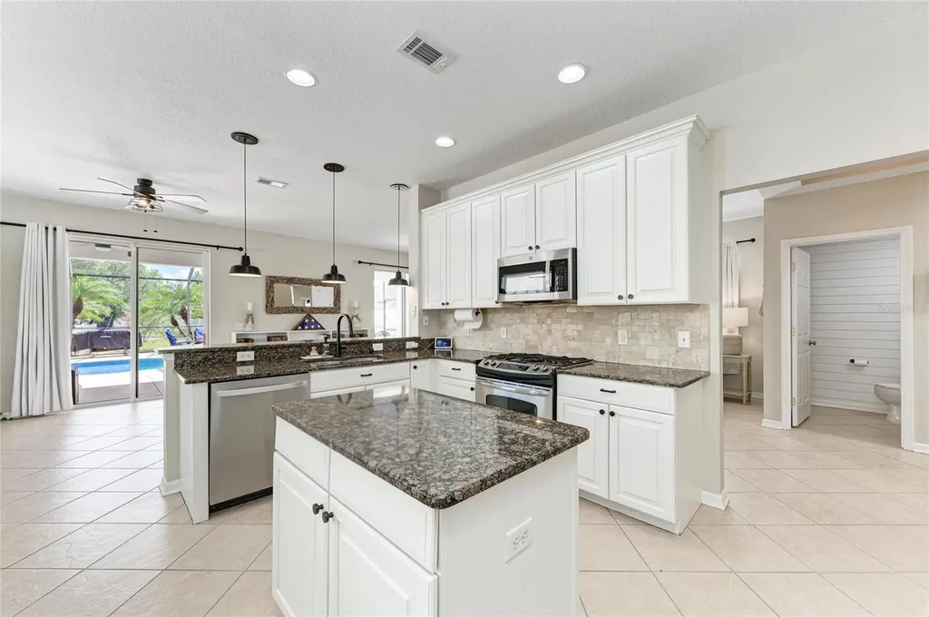 6123 Blue Runner Court Lakewood Ranch FL 34202