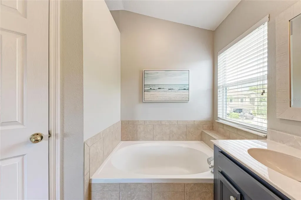 6123 Blue Runner Court Lakewood Ranch FL 34202