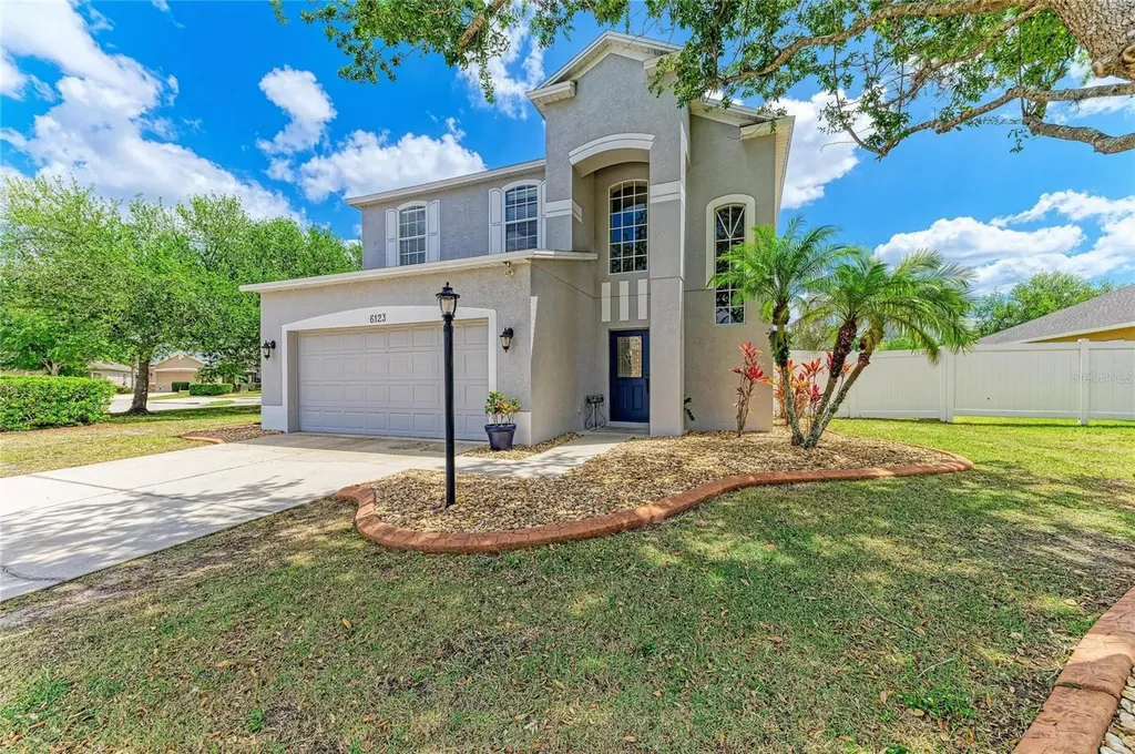 6123 Blue Runner Court Lakewood Ranch FL 34202
