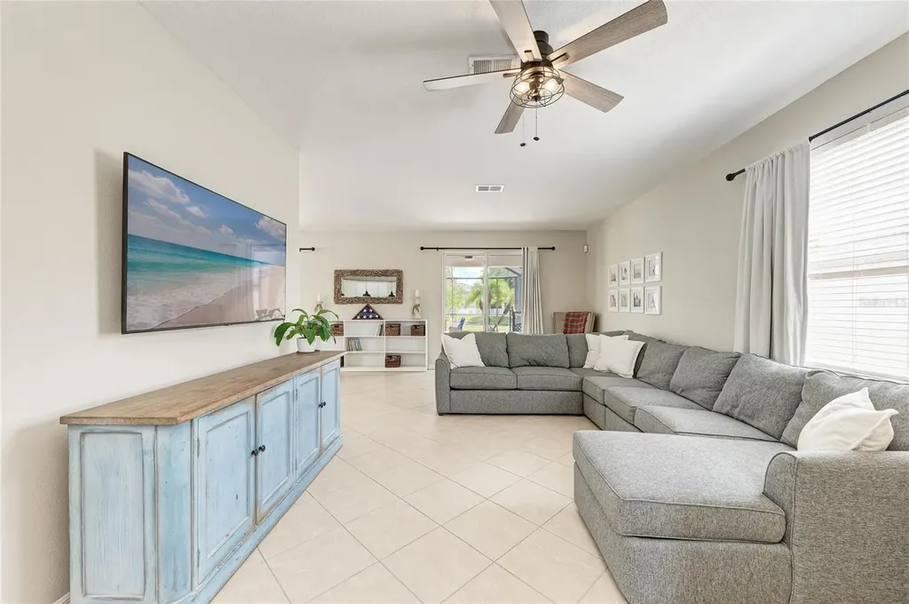 6123 Blue Runner Court Lakewood Ranch FL 34202