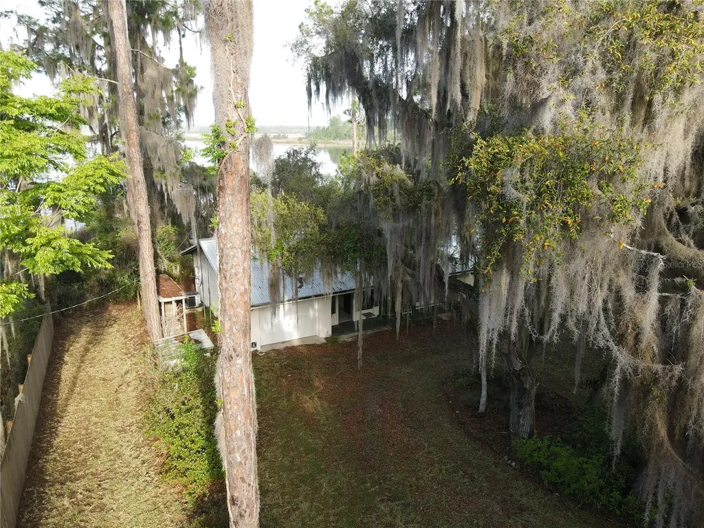 23797 NE 189th Street Fort Mc Coy FL 32134