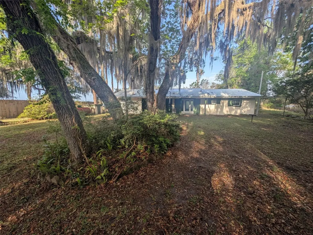 23797 NE 189th Street Fort Mc Coy FL 32134