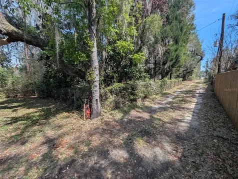 23797 NE 189th Street Fort Mc Coy FL 32134