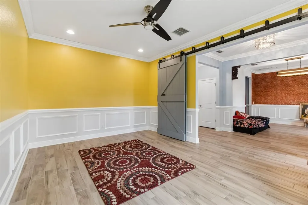 10316 Clover Pine Drive Tampa FL 33647