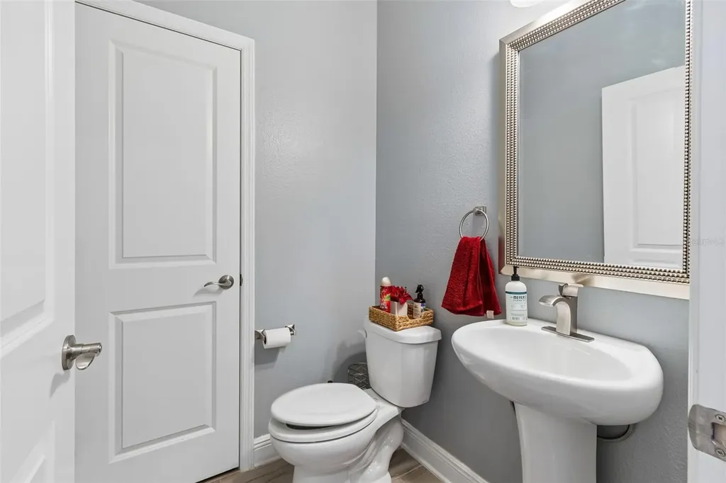 10316 Clover Pine Drive Tampa FL 33647