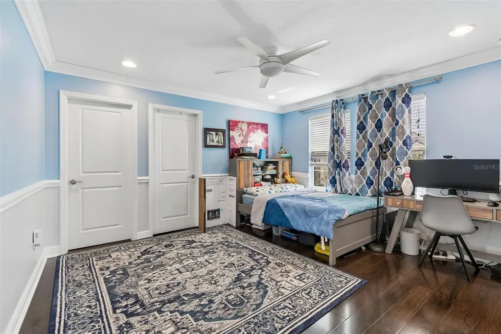 10316 Clover Pine Drive Tampa FL 33647