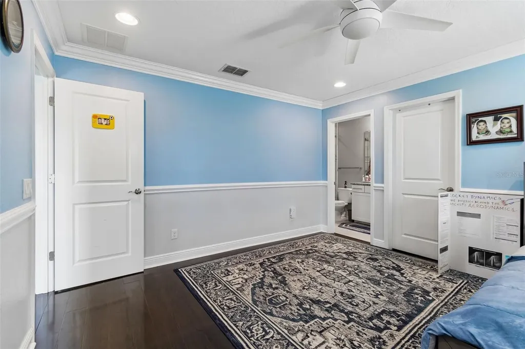 10316 Clover Pine Drive Tampa FL 33647
