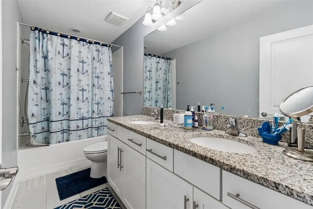 10316 Clover Pine Drive Tampa FL 33647