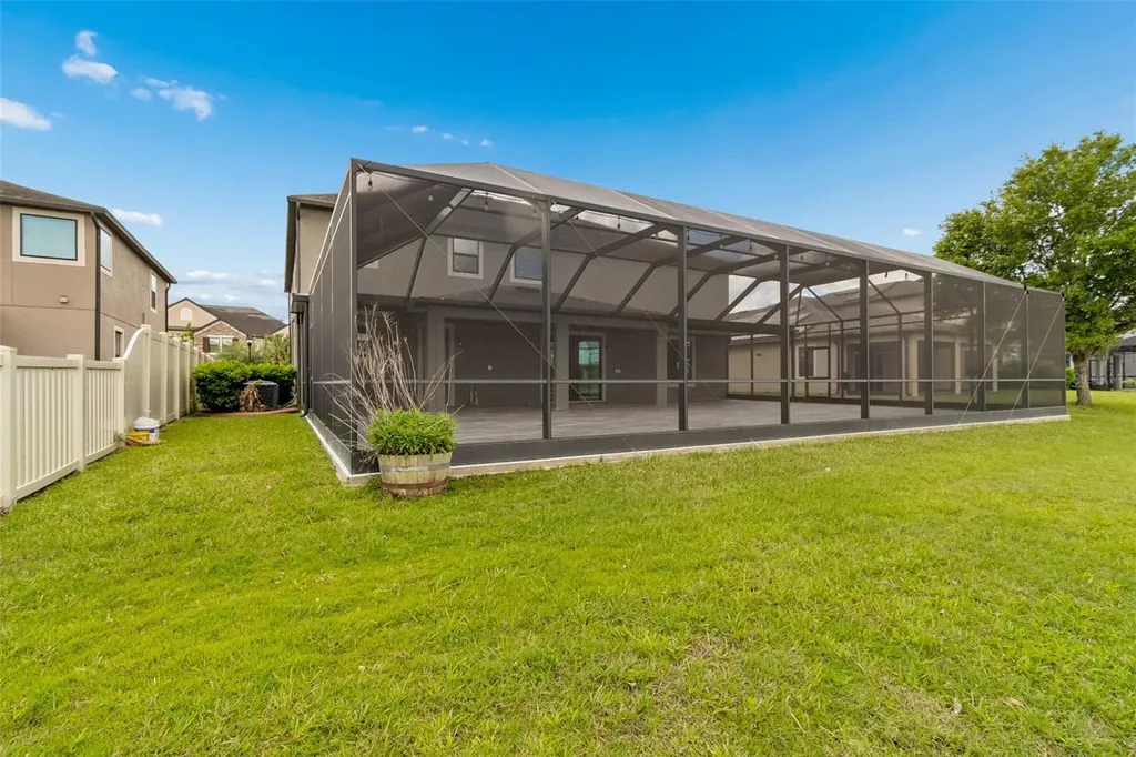 10316 Clover Pine Drive Tampa FL 33647