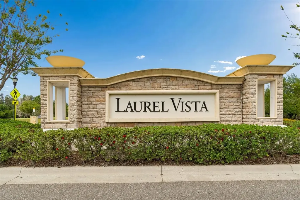 10316 Clover Pine Drive Tampa FL 33647