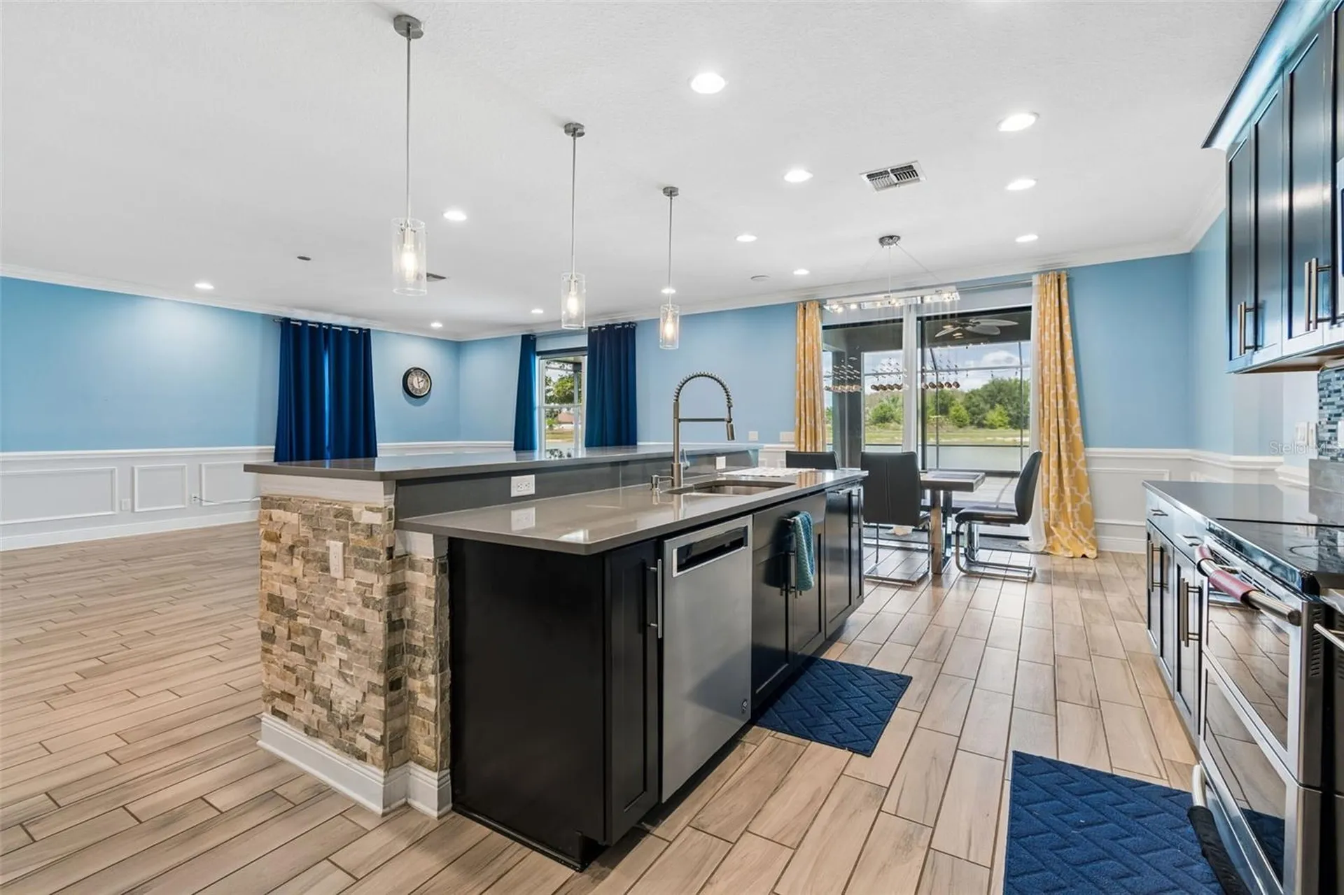 10316 Clover Pine Drive Tampa FL 33647