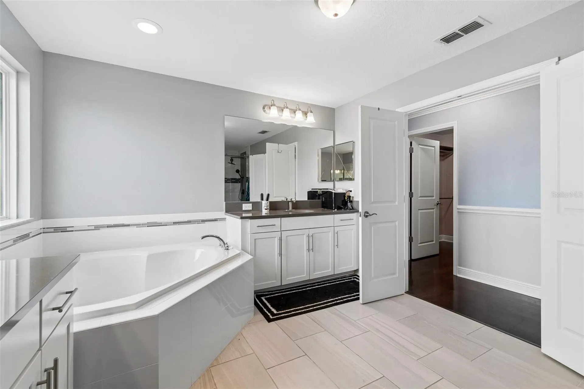 10316 Clover Pine Drive Tampa FL 33647