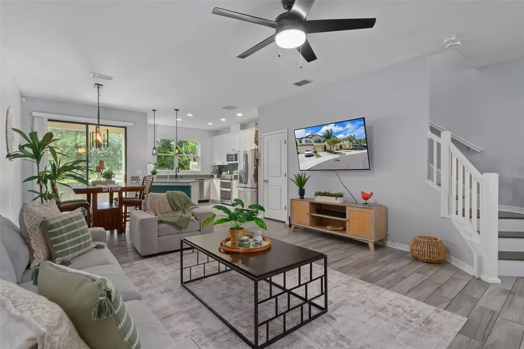 11504 Crowned Sparrow Lane Tampa FL 33626