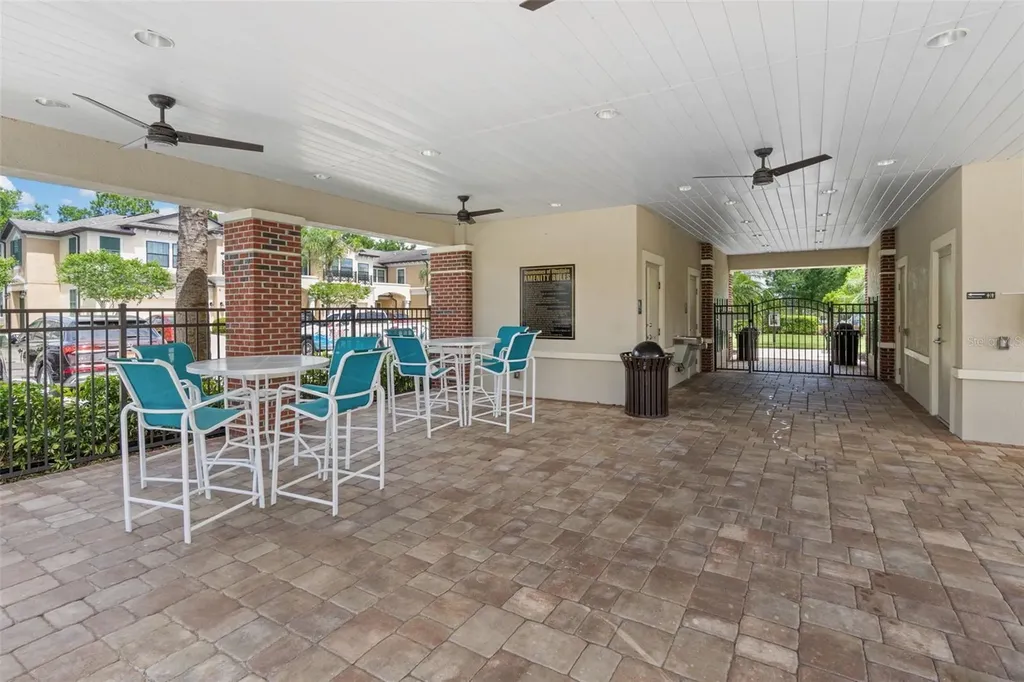 11504 Crowned Sparrow Lane Tampa FL 33626