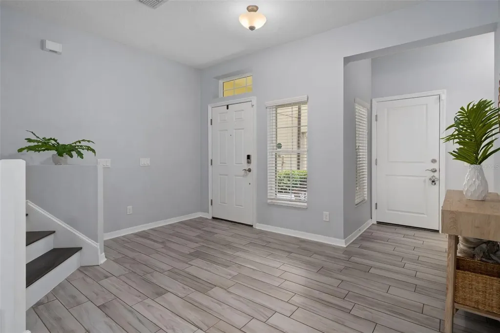 11504 Crowned Sparrow Lane Tampa FL 33626