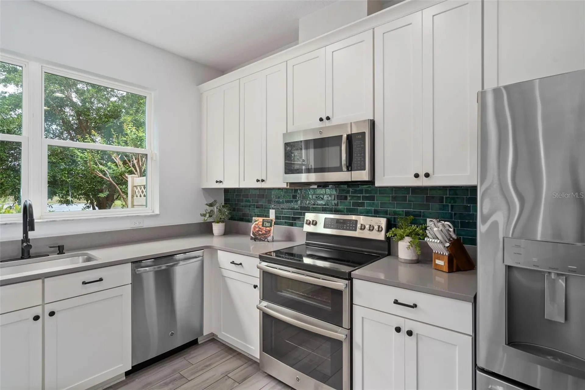 11504 Crowned Sparrow Lane Tampa FL 33626