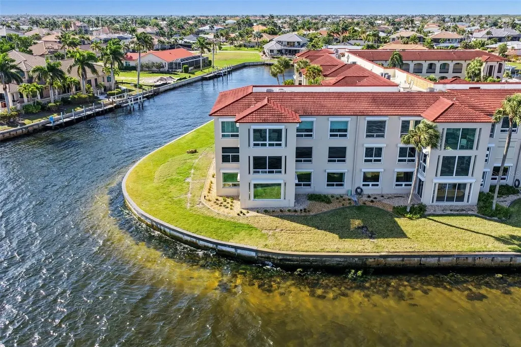 1 Colony Point Drive Punta Gorda FL 33950