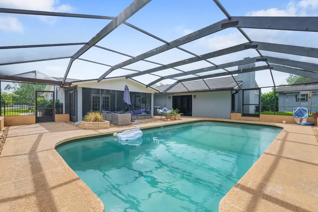 501 Rooks Road Seffner FL 33584