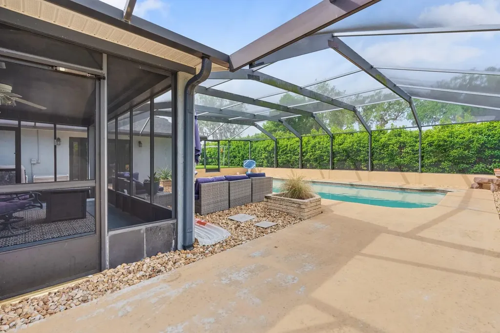 501 Rooks Road Seffner FL 33584