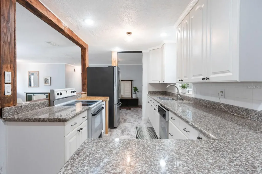 501 Rooks Road Seffner FL 33584