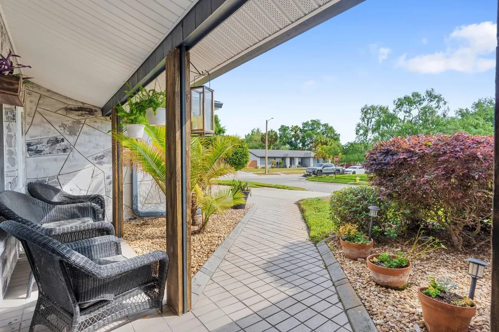501 Rooks Road Seffner FL 33584