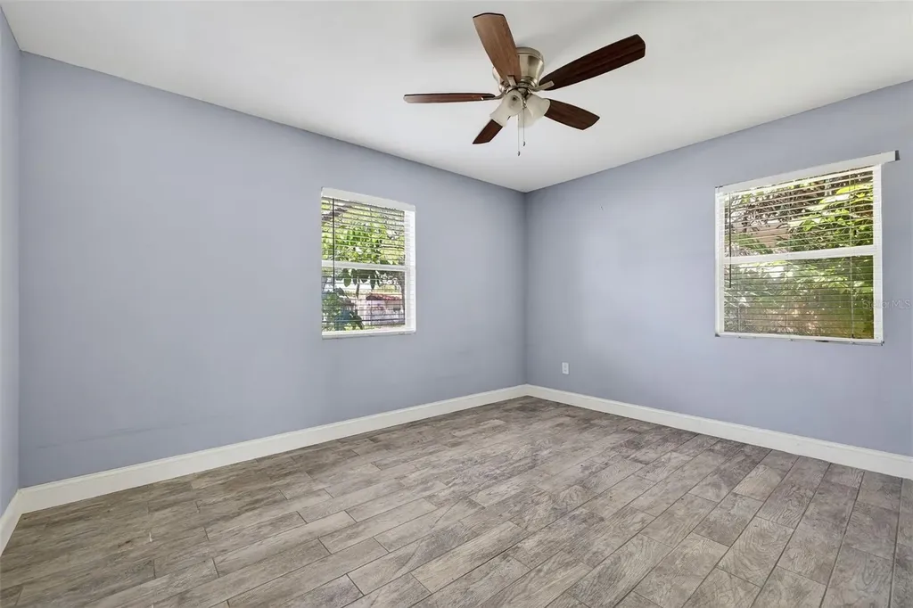 734 40th Avenue NE St Petersburg FL 33703