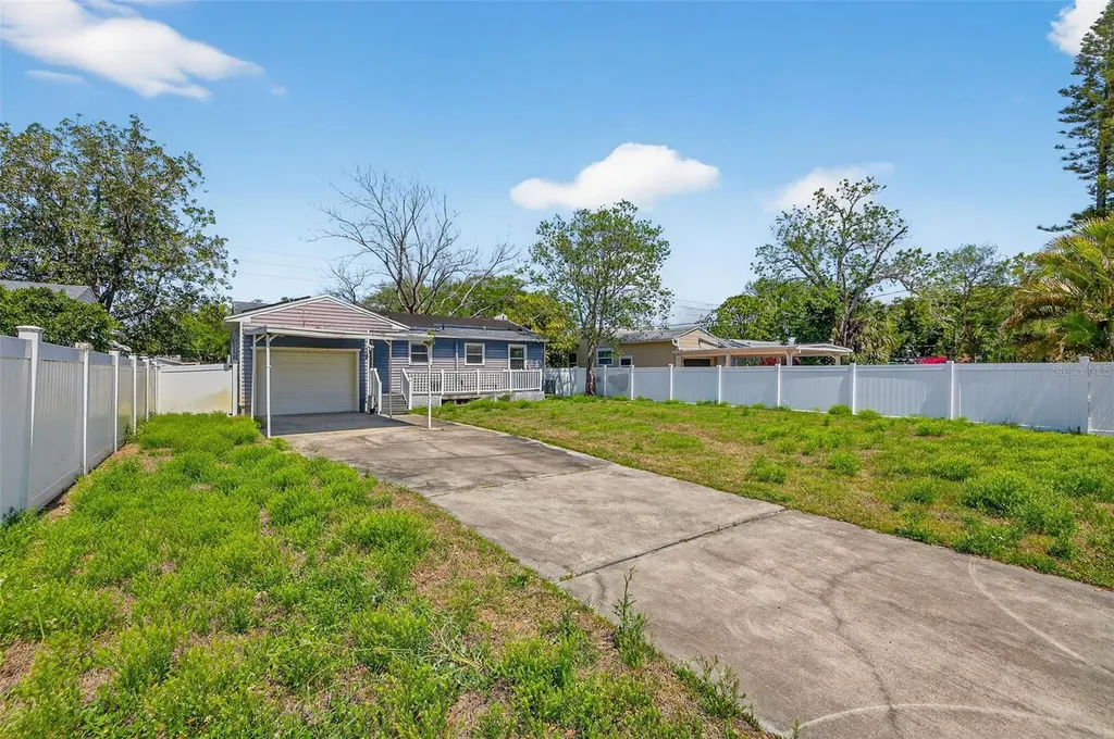 734 40th Avenue NE St Petersburg FL 33703