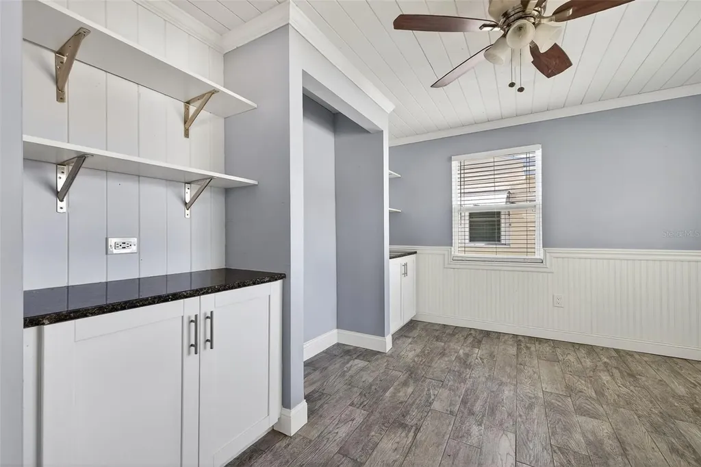 734 40th Avenue NE St Petersburg FL 33703