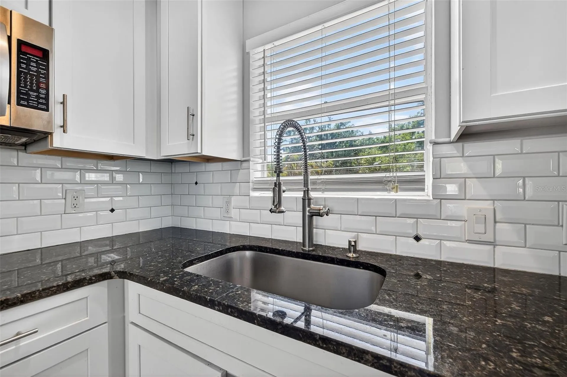 734 40th Avenue NE St Petersburg FL 33703
