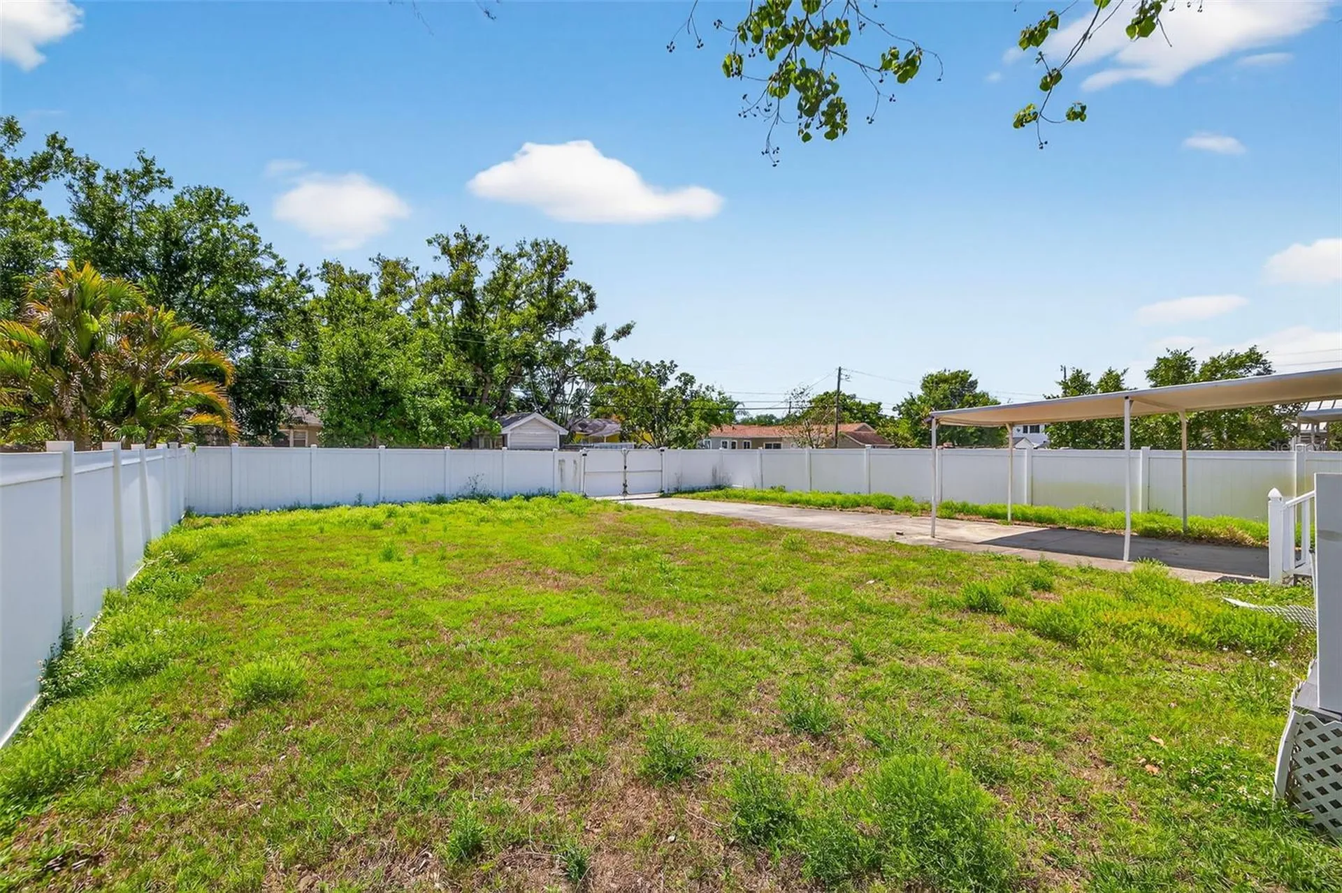 734 40th Avenue NE St Petersburg FL 33703