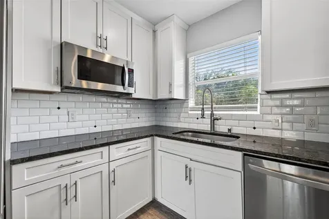 734 40th Avenue NE St Petersburg FL 33703
