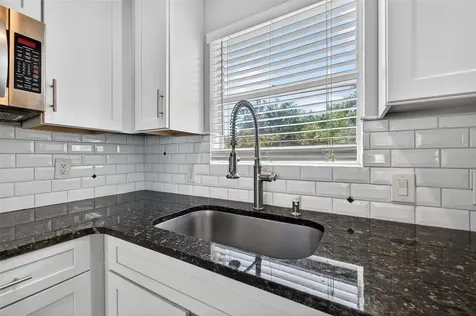 734 40th Avenue NE St Petersburg FL 33703