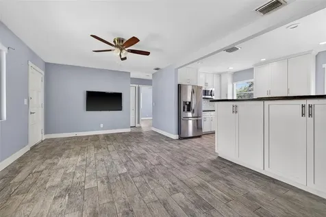 734 40th Avenue NE St Petersburg FL 33703