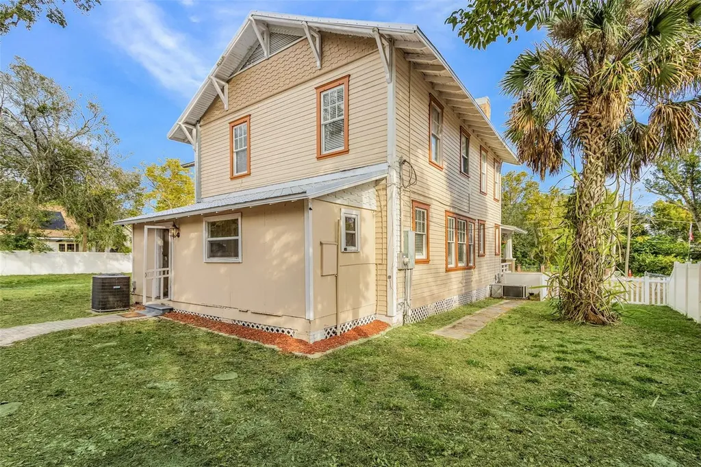 213 N Monroe Avenue Arcadia FL 34266