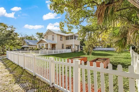213 N Monroe Avenue Arcadia FL 34266