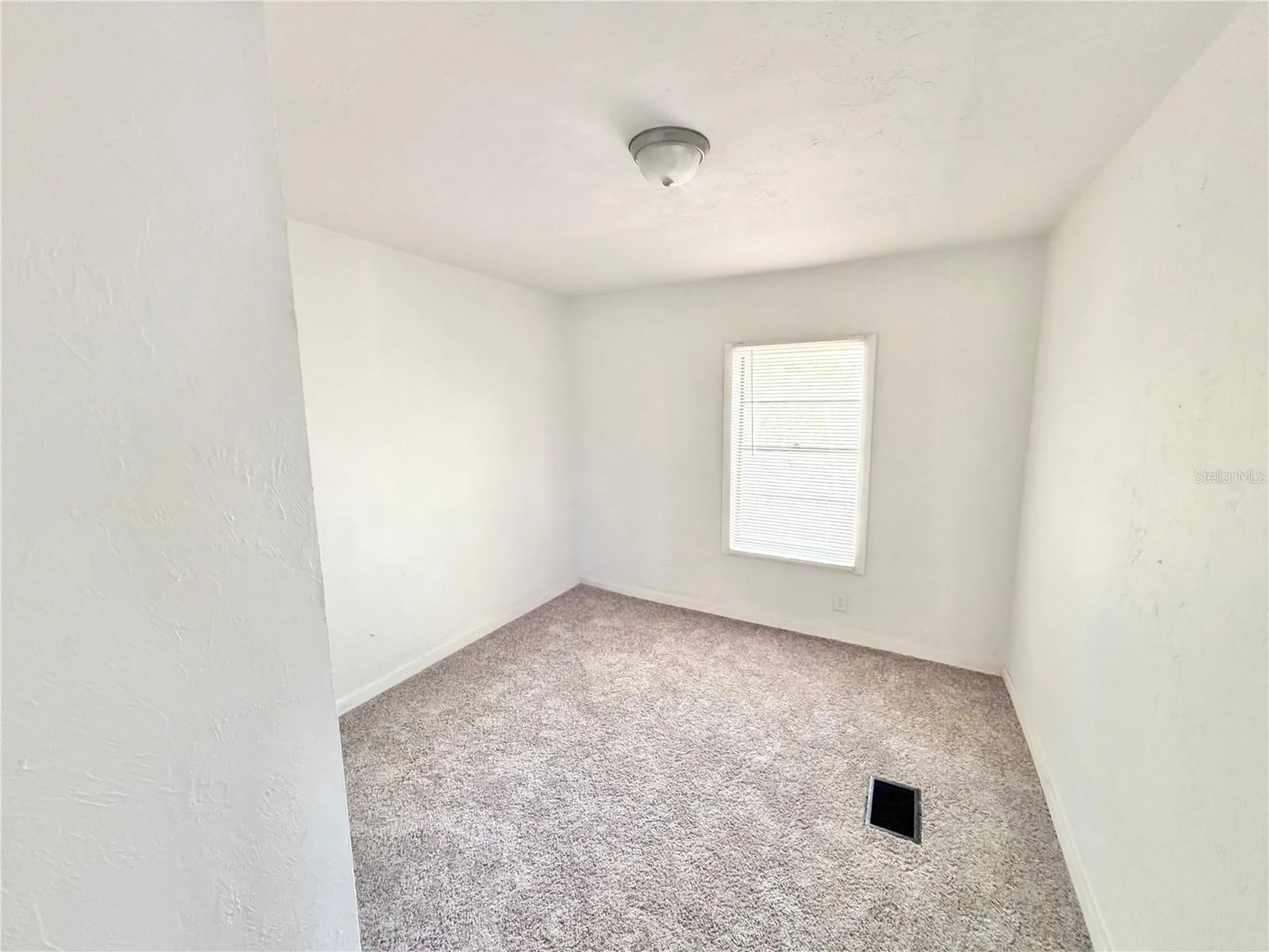 21433 SE Hawthorne Road Hawthorne FL 32640