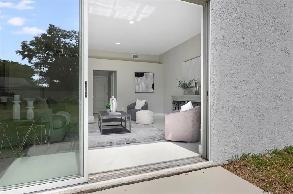 2306 Colusa Lane Valrico FL 33596