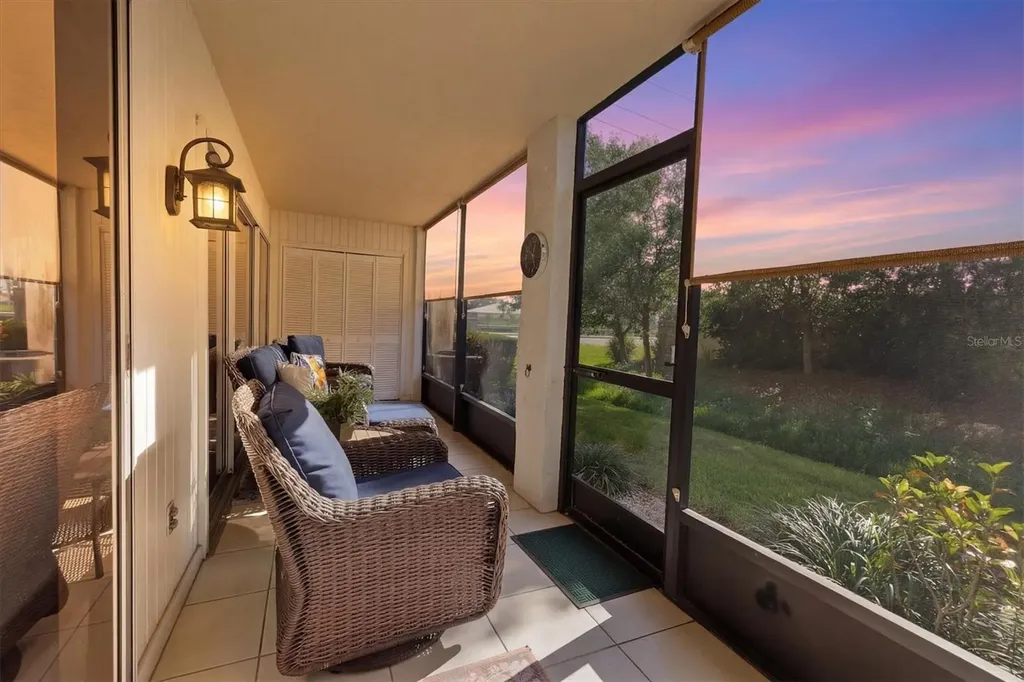 2756 Clubhouse Drive Sarasota FL 34232