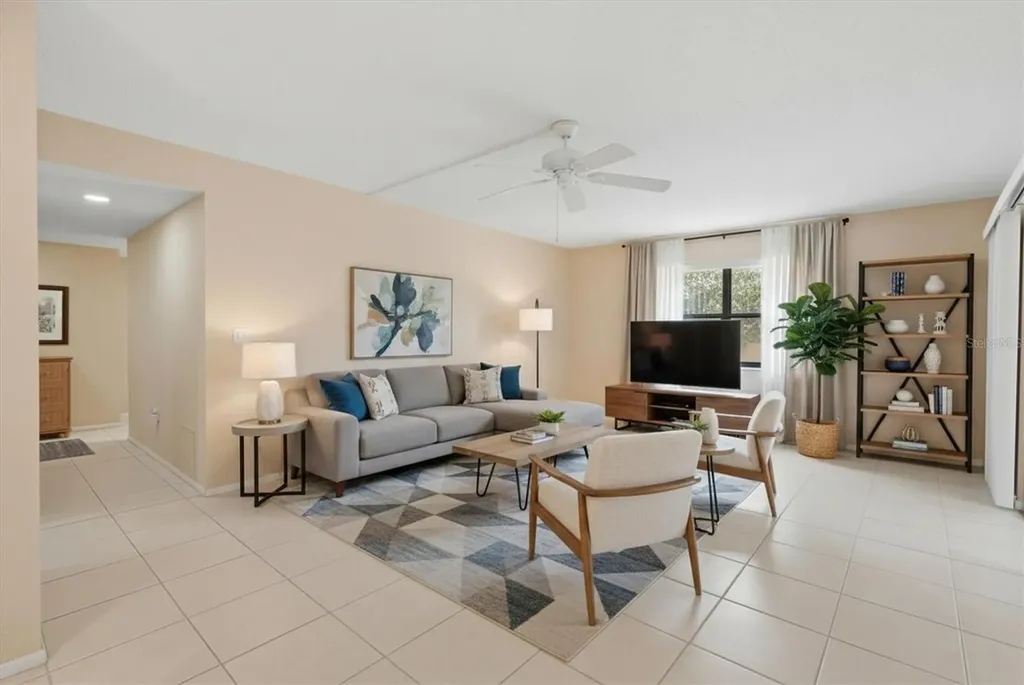 2756 Clubhouse Drive Sarasota FL 34232