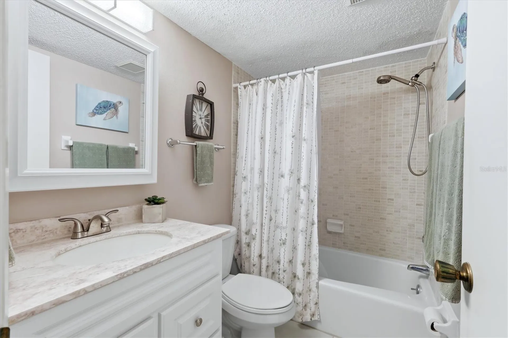 2756 Clubhouse Drive Sarasota FL 34232
