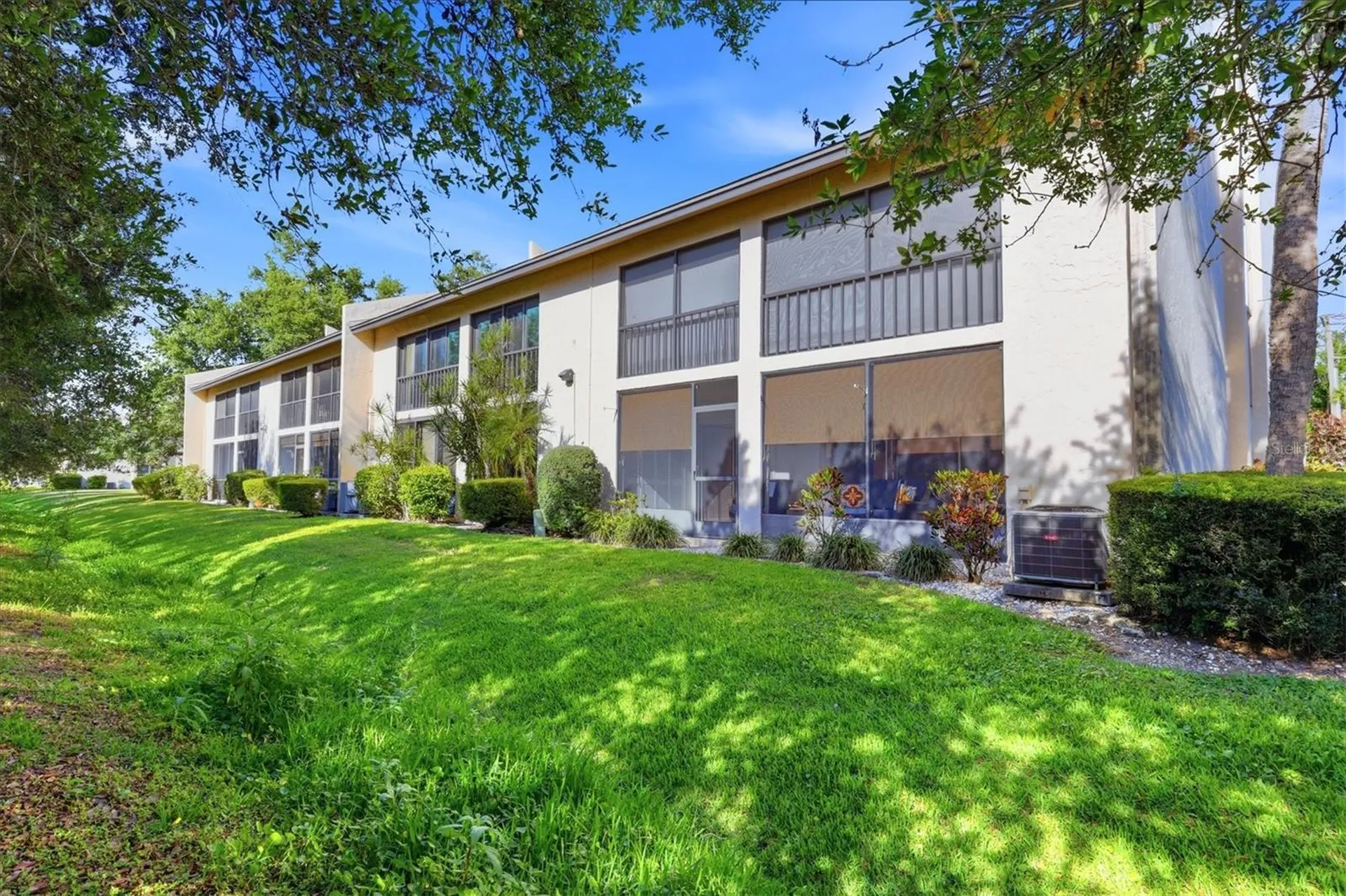 2756 Clubhouse Drive Sarasota FL 34232